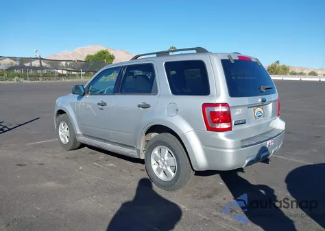2009 Ford Escape Xlt from USA, damaged, VIN 1FMCU03G79KA52457